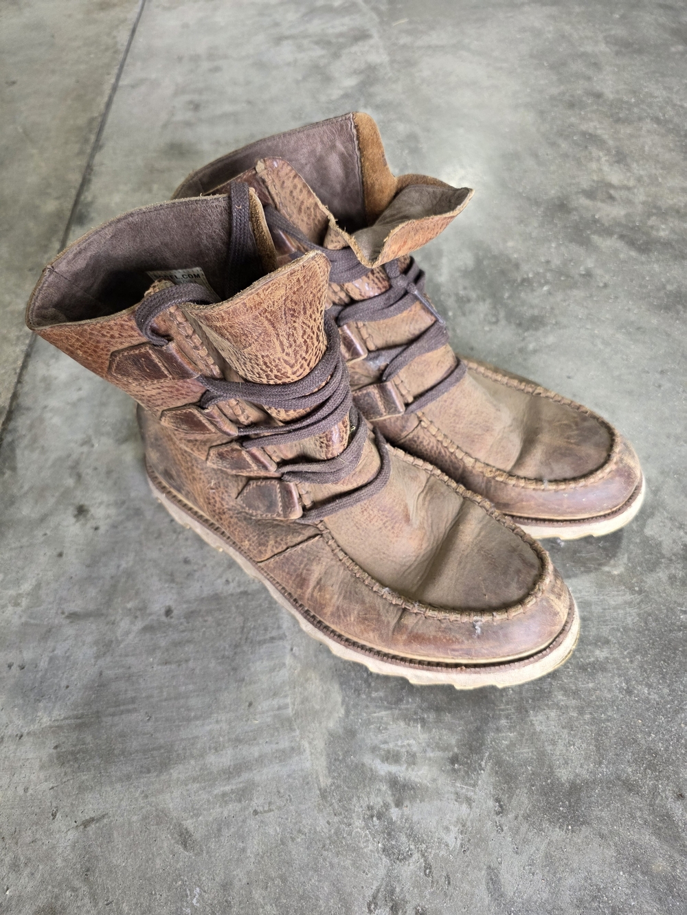 Sorel Brown Leather Lace-Up Moc Toe Boots with Cream Sole